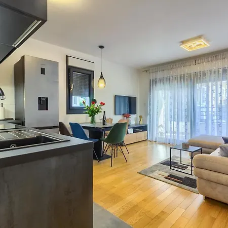 Luxury Petra Apartment *